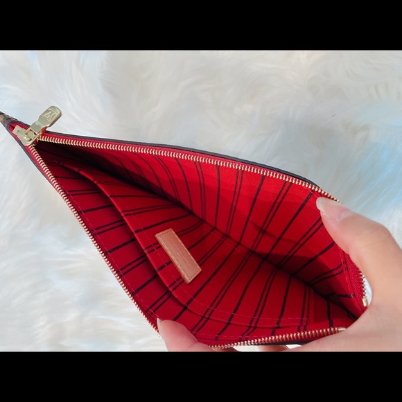 Louis Vuitton Monogram Neverfull MM pouch - Picture 7 of 8